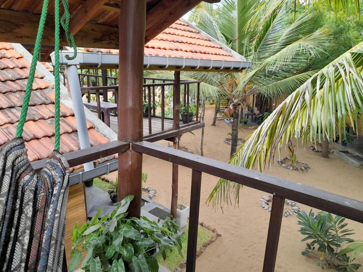 Golden Beach Chalets Arugam Bay Εξωτερικό φωτογραφία