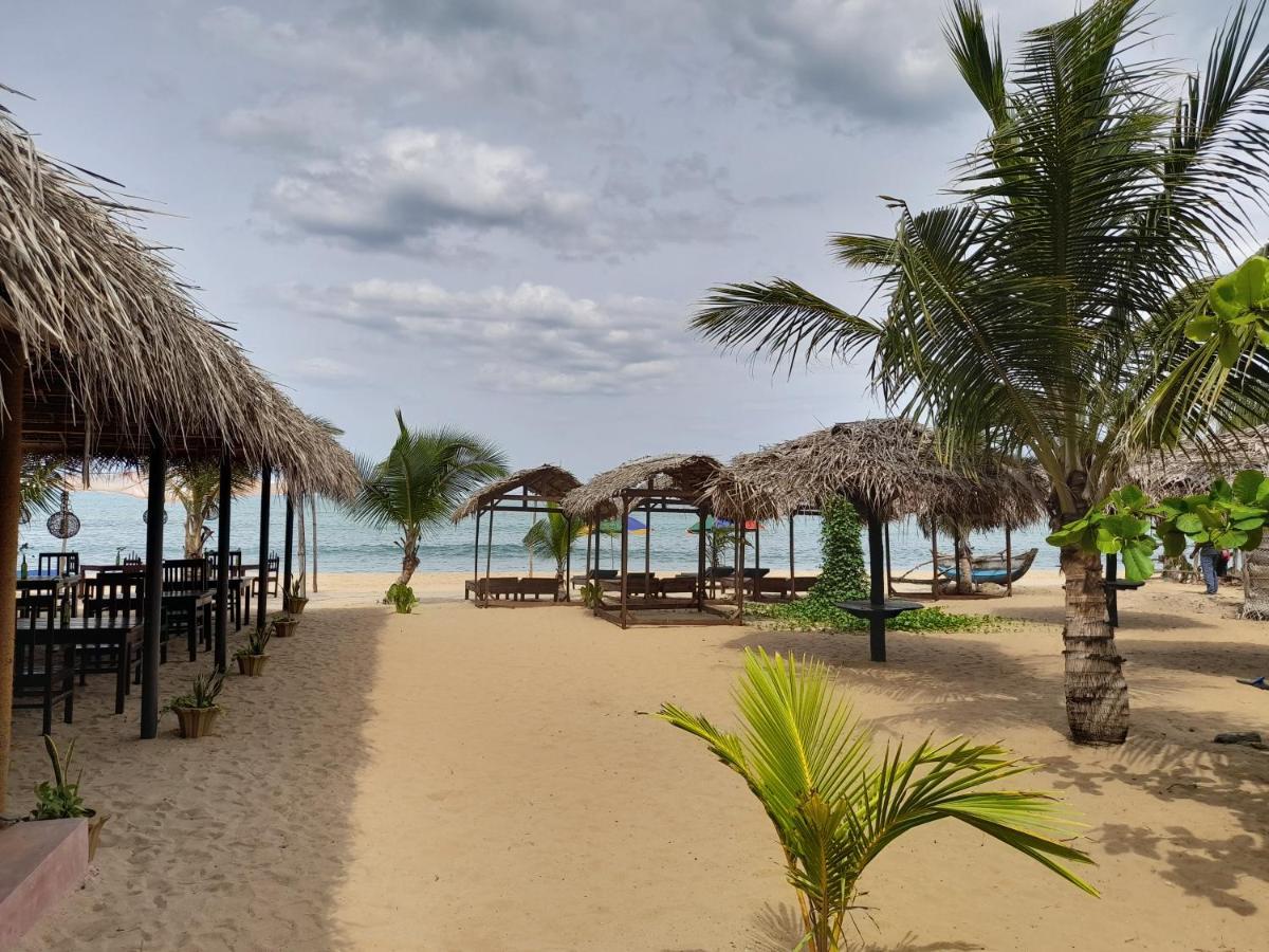 Golden Beach Chalets Arugam Bay Εξωτερικό φωτογραφία